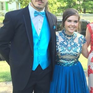 Sherri Hill prom dress